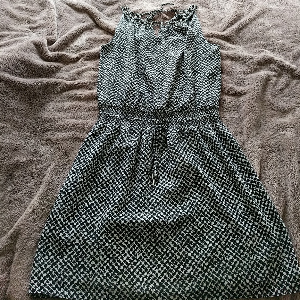 WHBM black/white halter dress size XS - Picture 1 of 6